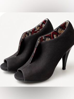 Christian Siriano for Payless Peep-Toe Heel Booties Size 7